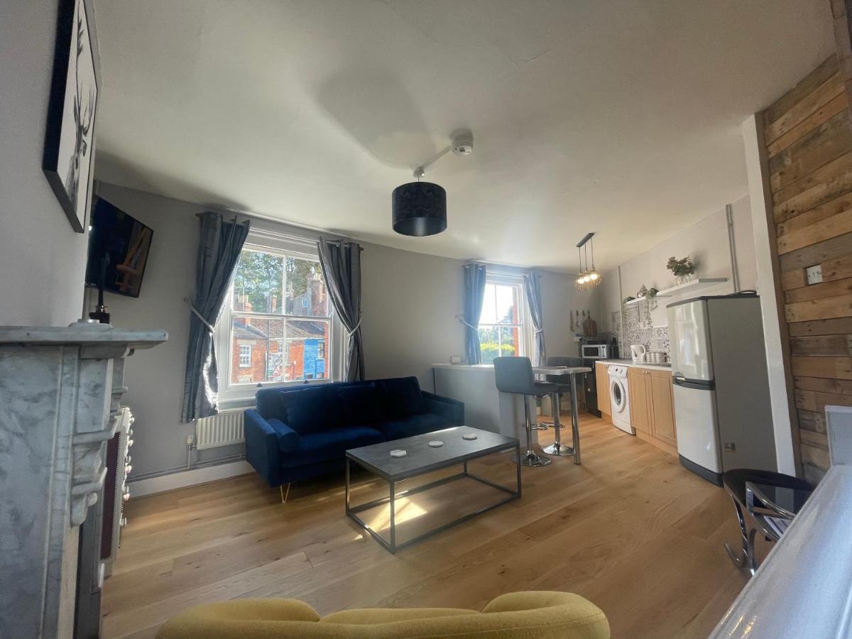 Brady'S Glastonbury Beautiful Pad Great Location! Ngoại thất bức ảnh